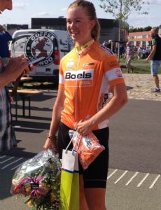 Lonneke Uneken