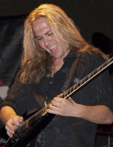 Chris Sanders (musician)