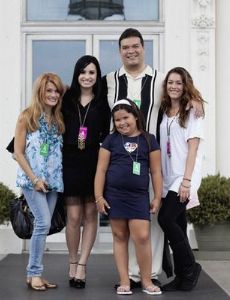 Eddie DeLaGarza and Dianna Hart