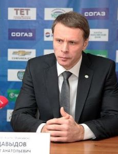 Oleg Davydov (ice hockey)