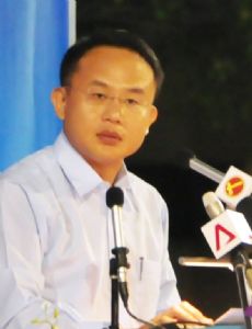 Yaw Shin Leong