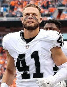 Erik Harris