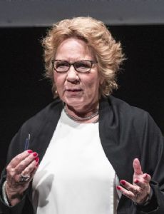Anne Grosvold