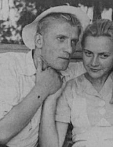 Nikolay Kryuchkov and Mariya Pastukhova