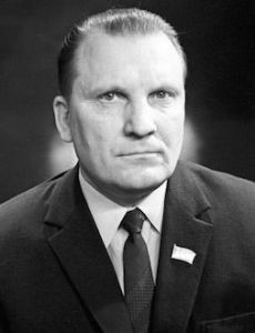 Augusts Voss