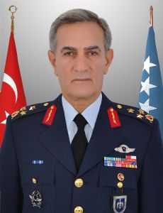 Akın Öztürk
