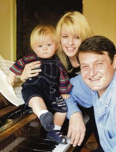 Iveta Bartosová and Ladislav Staidl