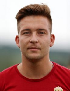 Bence Lenzsér