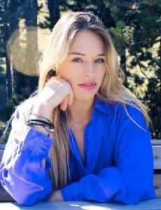 Cristina Llovera