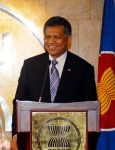 Surin Pitsuwan