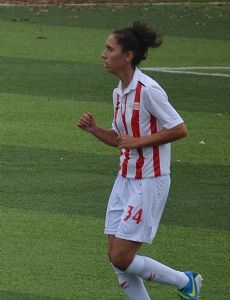 Esra Özkan