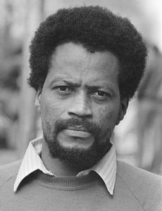 Max Sisulu