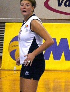 Nicoleta Manu