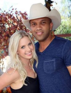 Coffey Anderson and Criscilla Crossland