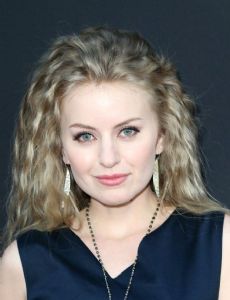 Sarah Minnich