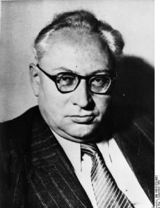 Erich Ollenhauer
