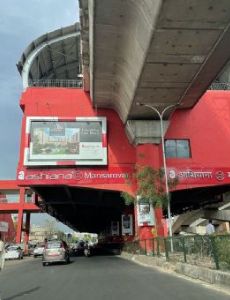 Mansarovar metro station