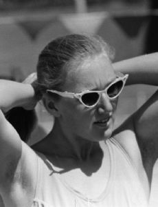 Lorraine Crapp