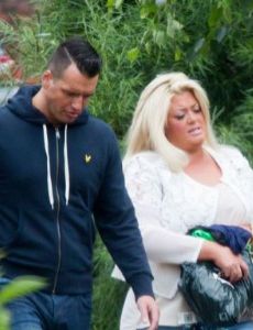 Gemma Collins and Alexander Moss (UK)