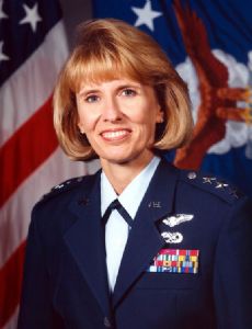 Leslie F. Kenne
