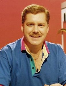 Simon Young (presenter)