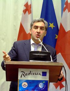 Nikoloz Gilauri