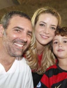 Christine Fernandes and Floriano Peixoto