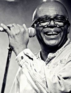 Ronnie Jones (singer)