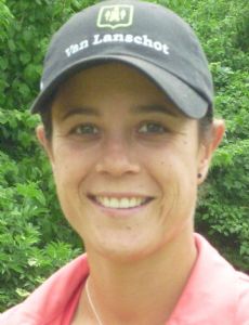 Dewi Claire Schreefel