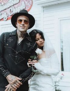 Fefe Dobson and Yelawolf
