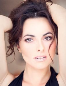 Isabel Leonard