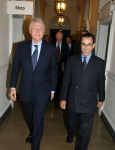 Nasser David Khalili