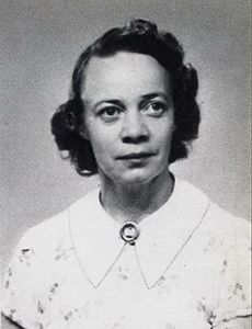 Åsta Holth