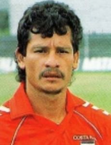 Róger Flores Solano