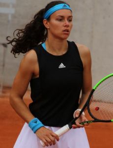 Estelle Cascino