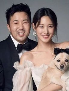 Claudia Kim and Matthew Shampine