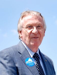 Kenneth R. Plum