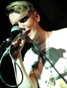 Diamond Rings (musician)