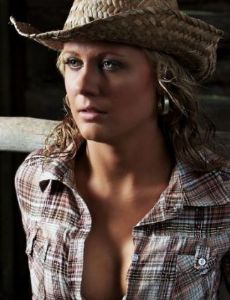 Amanda Smyth (Glamour Model)