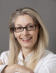 Lisa de Nikolits