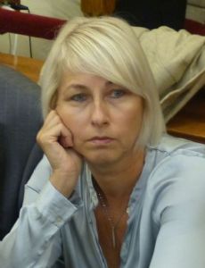 Katalin Csöbör