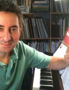 Michael Zev Gordon