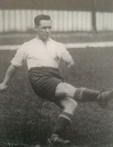 Walter Amos