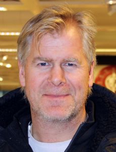 Magnus Svensson (ice hockey b. 1963)