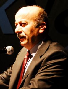 Mehmet Bekaroğlu