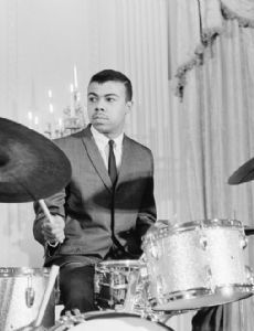 Harold Jones (drummer)