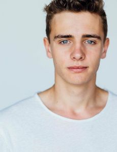 Charlie Wright