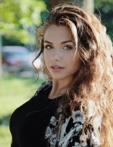 Victoria Konefal