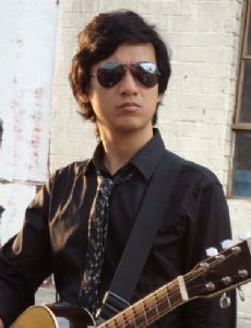 Ely Buendia