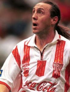Álex Aguinaga